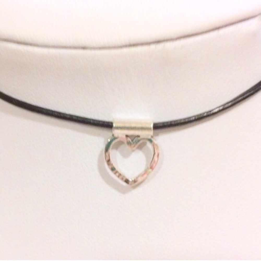 Leather heart choker necklace